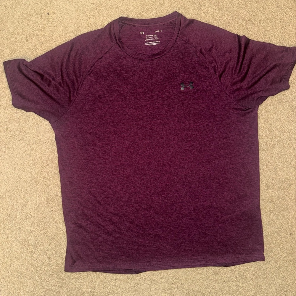Under Armour Men’s Maroon Short-Sleeve Performance Tee
